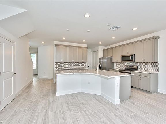 5th image of 4097 Sonoma Oaks Cir W