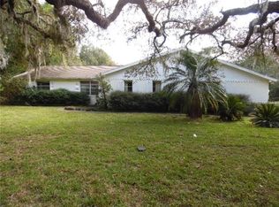 10024 Hilltop Dr, New Port Richey, FL 34654