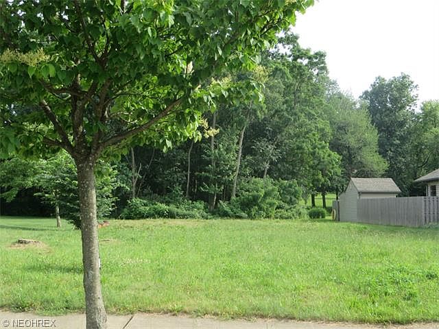 2nd image of 1946 Wells Creek Run