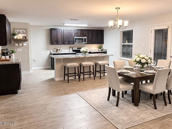2nd image of 49 Whisperwood Ln
