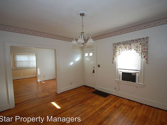 5th image of 319 S Cottage Ave