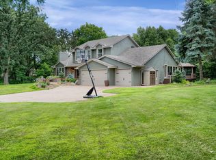 10109 Wild Duck Pass, Eden Prairie, MN 55347