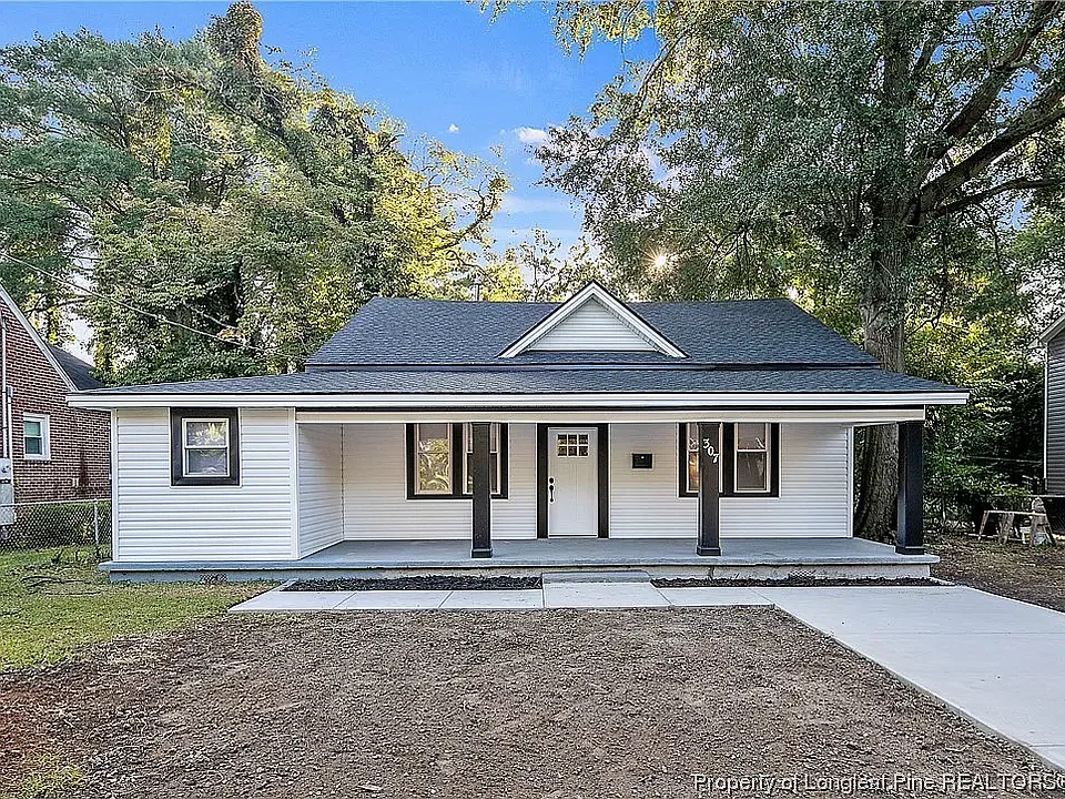 307 Bryan St