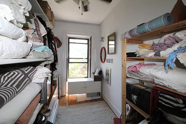 Rented by Compass | media 10