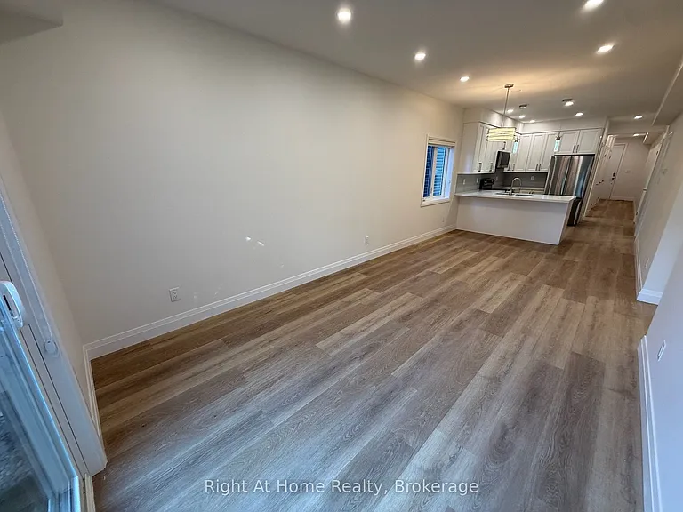 576B Guelph St — Photo 7