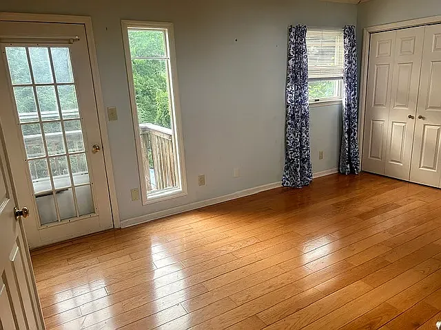 4 bed, 2.5 bath, 2434 sqft, $2,500 — Photo 4