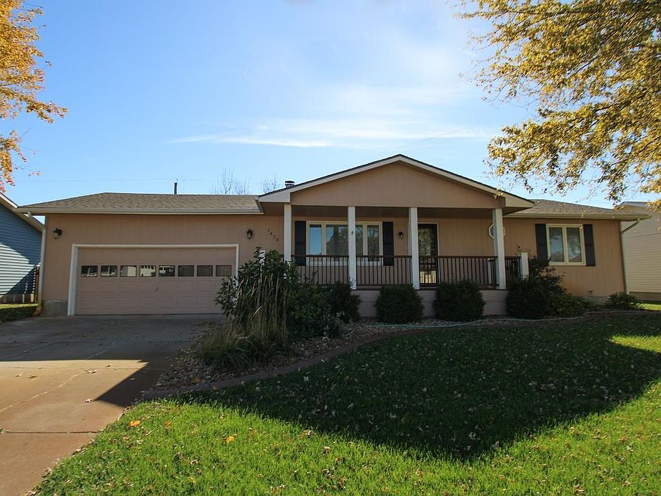 1st image of 1428 Bradshaw Dr