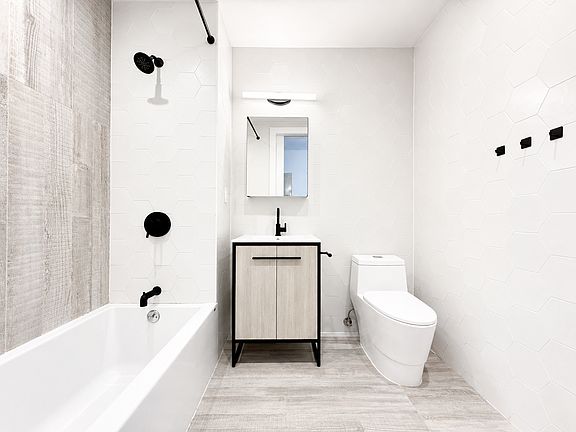 5th image of 589 E New York Ave #203
