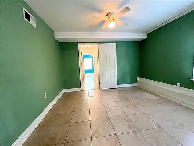 4224 Walmsley Ave — Photo 8