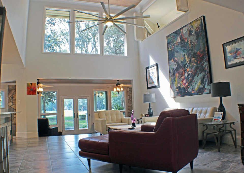 1st image of 15 Balmoral Dr