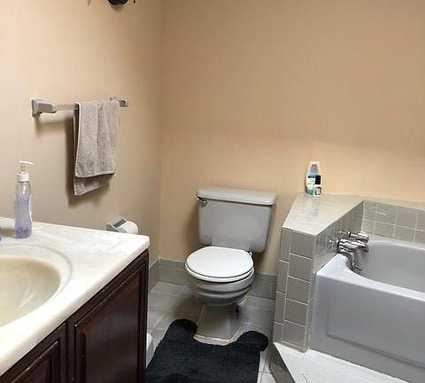 2nd image of 21 Jardine Ave