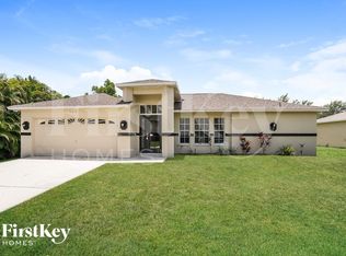 8418 Wren Rd, Fort Myers, FL 33967