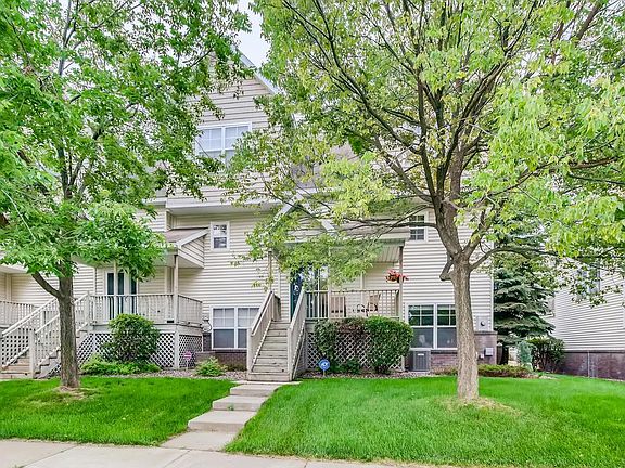 2nd image of 5734 4th St NE