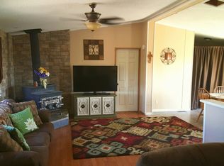 6050 Robert Ln, Pueblo, CO 81004