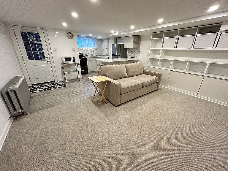 1 bed, 750 sqft, $2,100 — Photo 3