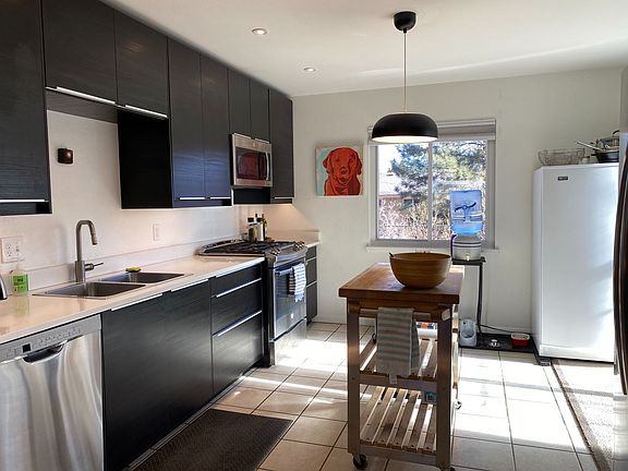 5th image of 790 31st St