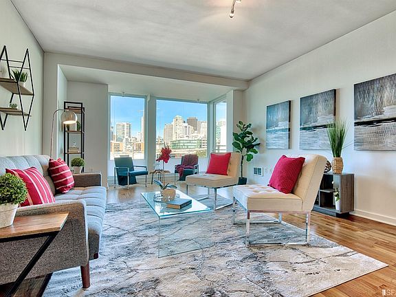 2nd image of 555 4th St Unit 537