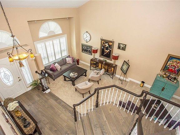 3rd image of 872 Leyland Dr