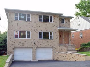 533 Roff Ave FLOOR 1, Palisades Park, NJ 07650