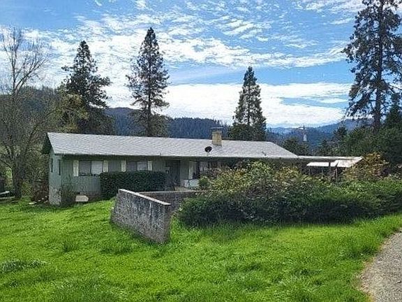 3rd image of 161 View Ln