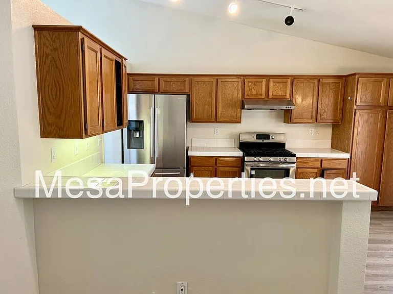 2816 W Fairview Dr — Photo 7