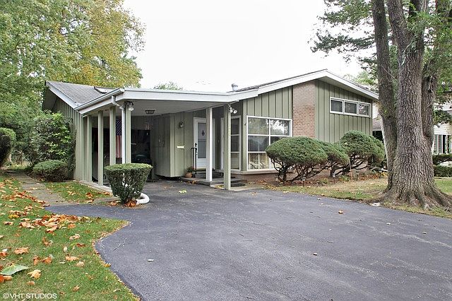 1st image of 324 Forestway Dr