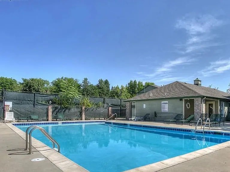 4670 White Rock Cir #4 — Photo 30