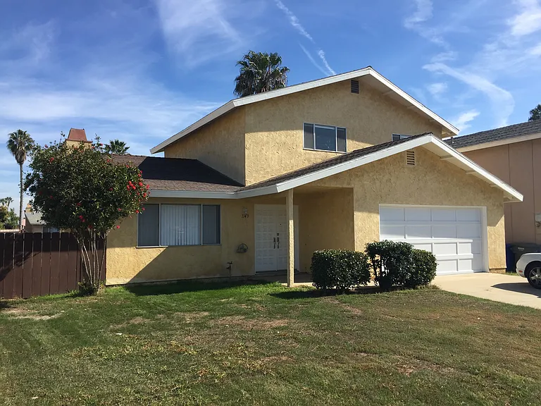 1143 Louden Ln — Photo 12