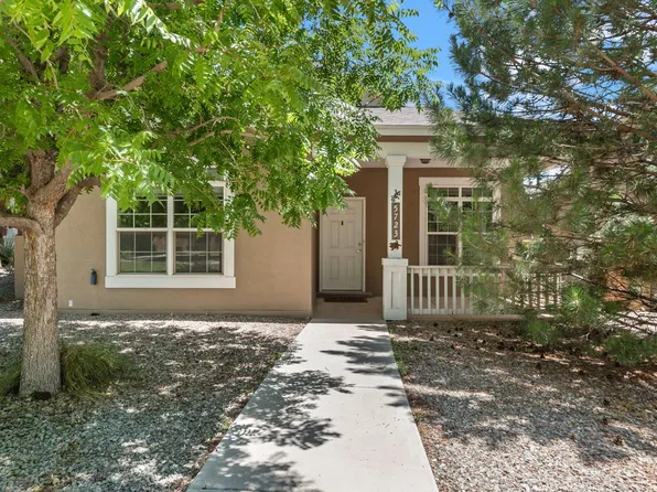 5723 Strand Loop SE, Albuquerque, NM 87106