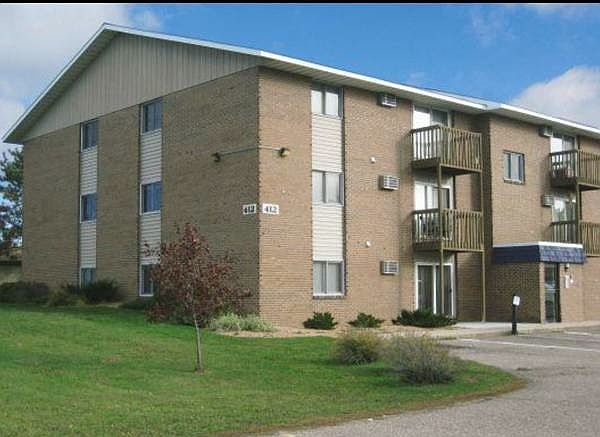 1st image of 412 1st St NE APT 208
