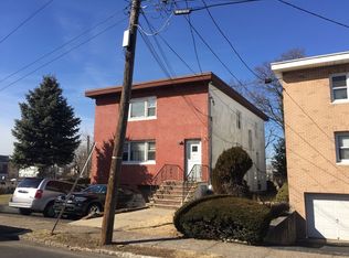 1 Oak Ave, Irvington, NJ 07111