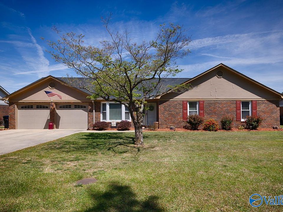 1st image of 2216 Lancelot Dr SW
