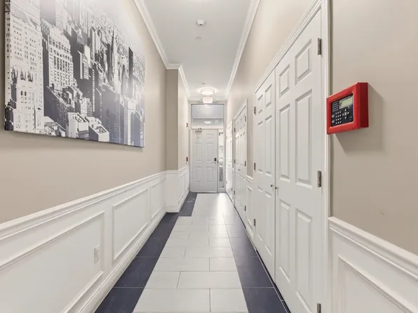 381 Communipaw Avenue image 23 of 23