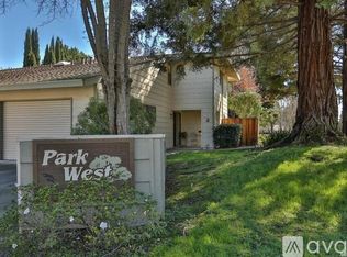 2 Park West Ct, Sacramento, CA 95831