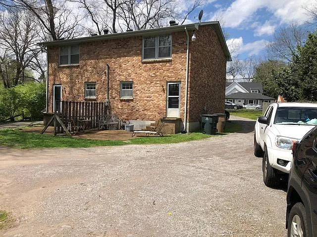 Building Photo - 3834 Granny White Pike #B