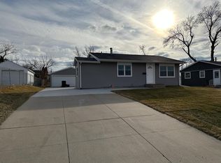 743 Gateway St NE, Cedar Rapids, IA 52402