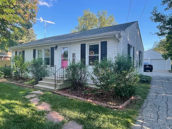 905 W Stockwell St, Lincoln, NE 68522