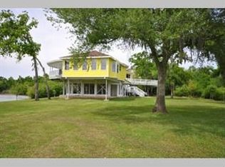 3130 Massengale Ln, Webster, TX 77598