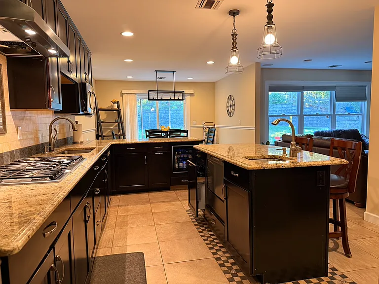 40 Rumson Rd — Photo 9