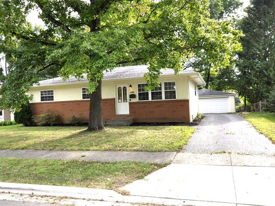 1st image of 444 Foxwood Dr