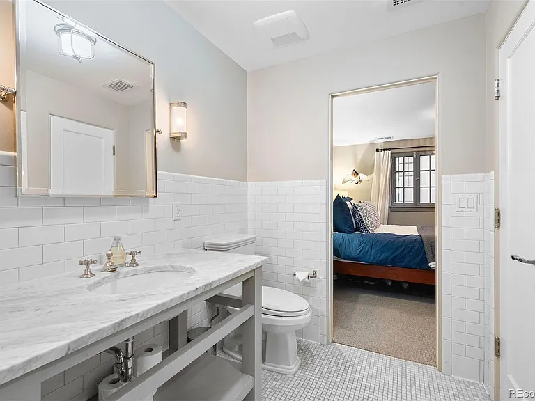 580 Race St #L — Photo 29