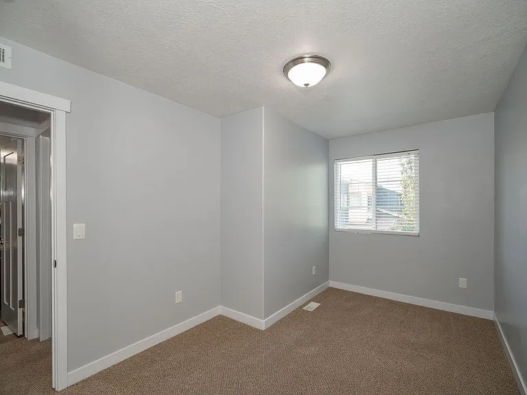 11216 S Summer Heights Dr W — Photo 16