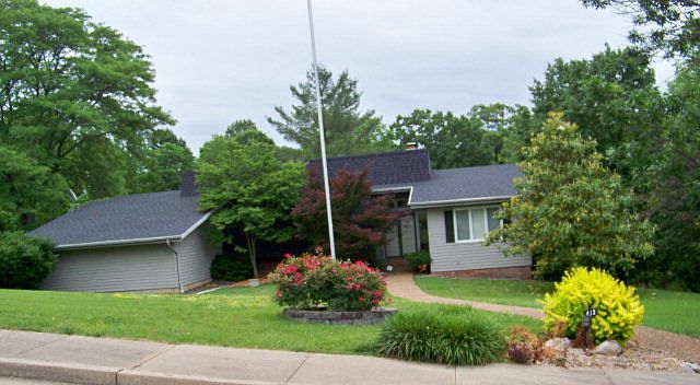 1st image of 419 Valley Park Dr