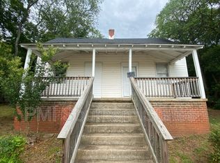 1516 Buncombe Rd, Greenville, SC 29609