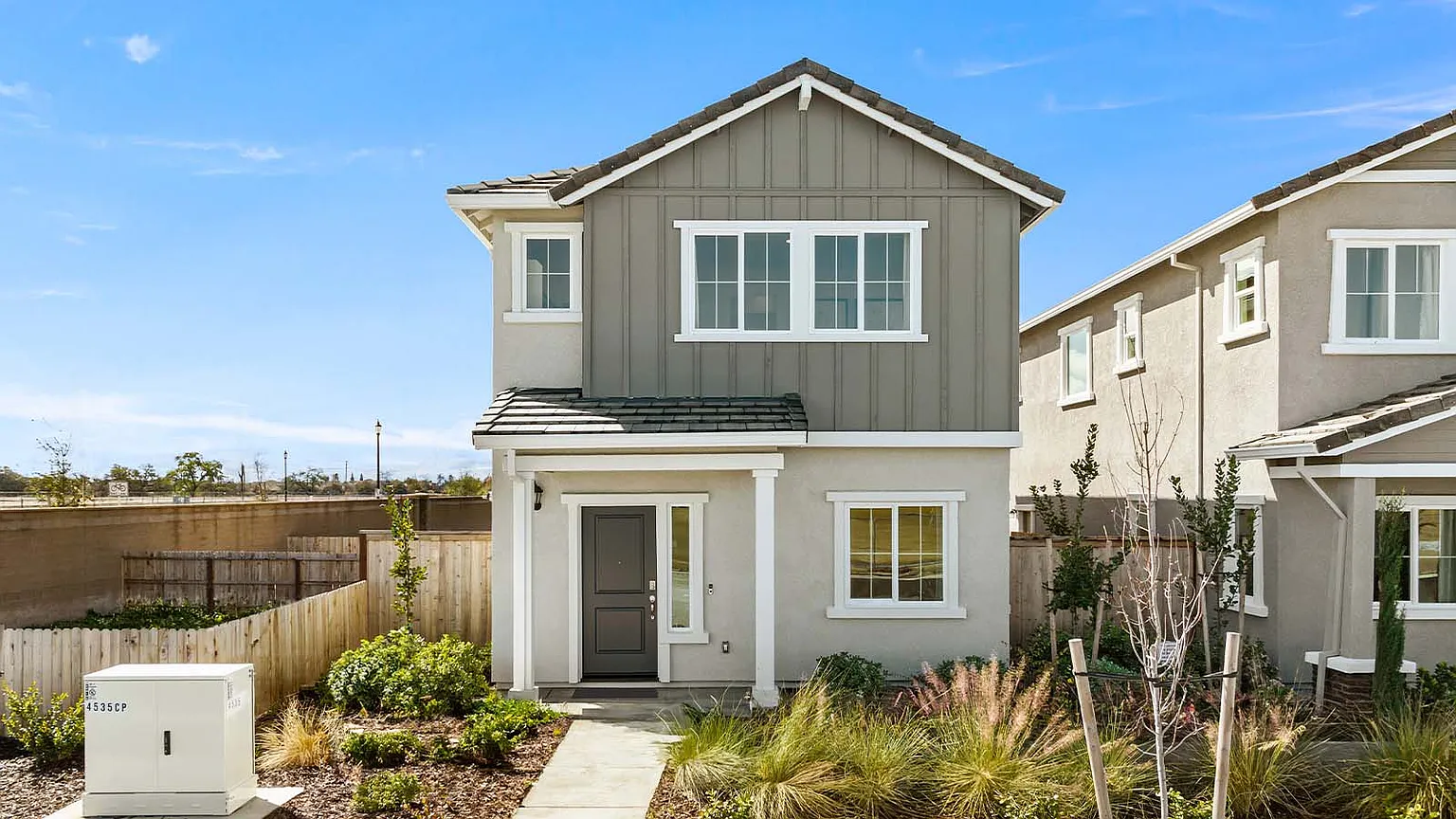 5544 Molino Cir photo 1