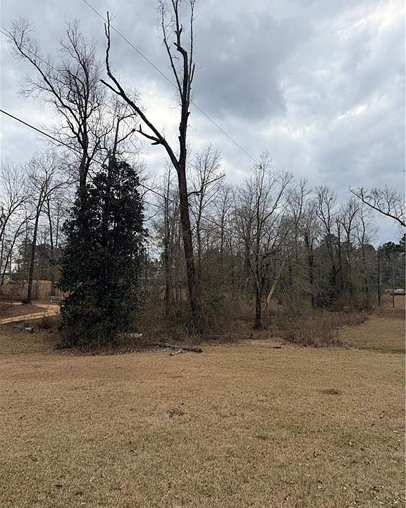 2nd image of 0 Edmonds Rd #4A