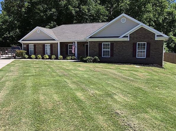 117 Chapel Creek Dr