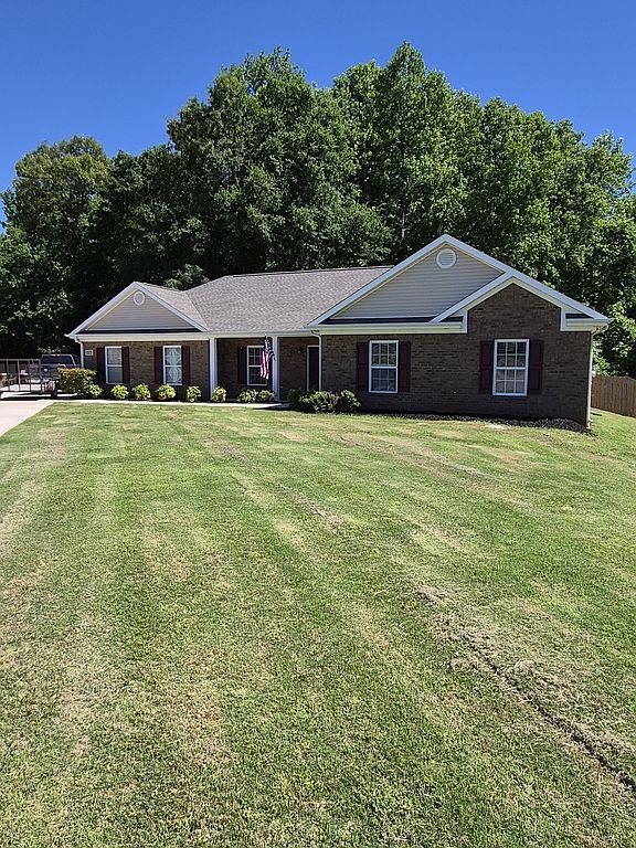 117 Chapel Creek Dr - Property Image