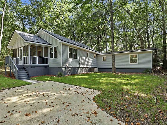 2nd image of 3735 Ravine Dr