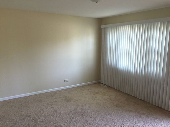 4th image of 175 Galewood Dr